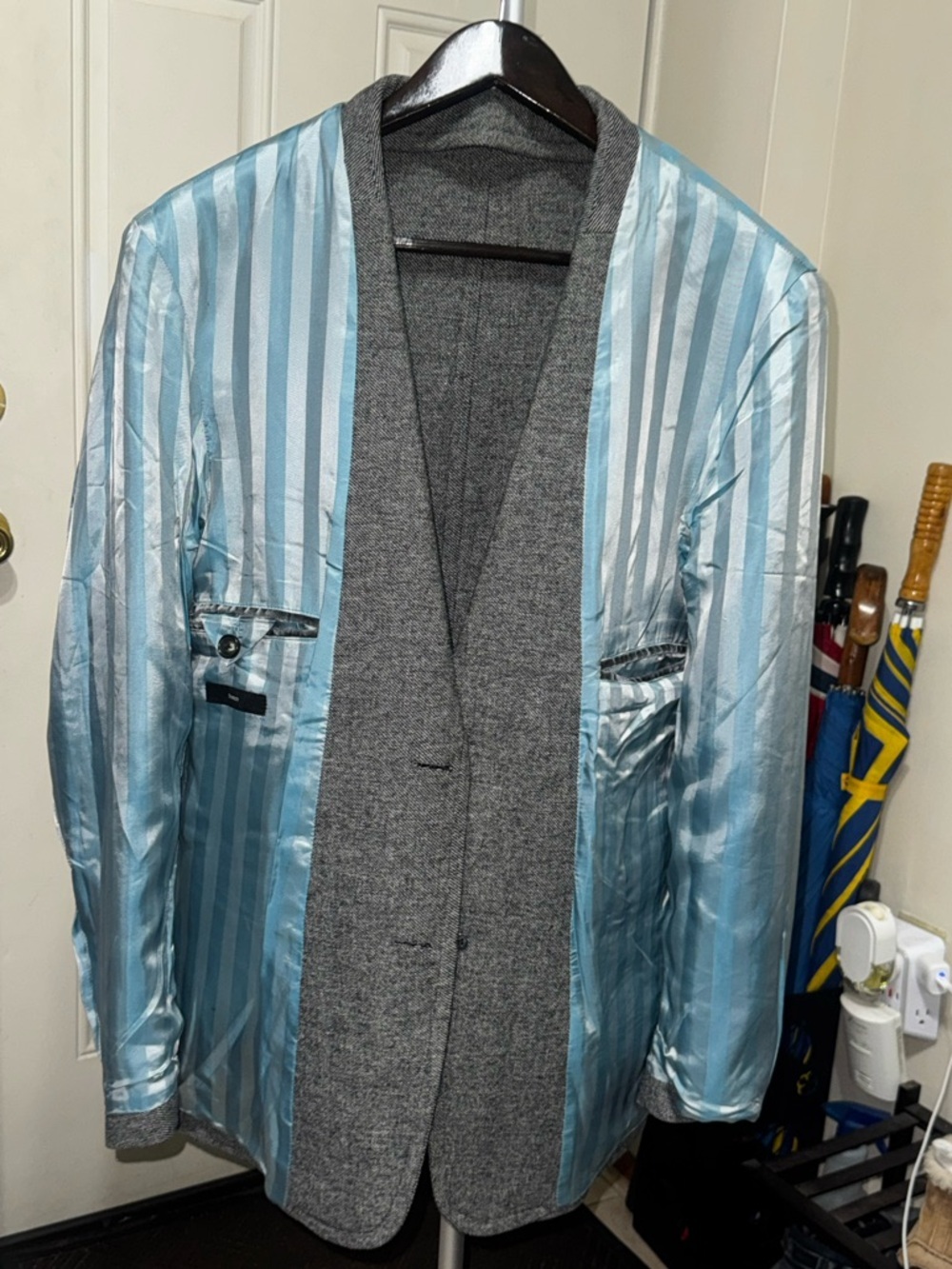 BOSS I Men's I Blazer I Two-Button I Textured I Blazer I 40R - Picture 4 of 7